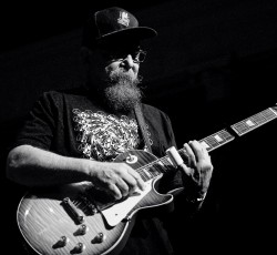 «Έφυγε» ο μπασίστας των Canned Heat, Larry "The Mole" Taylor