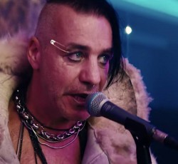 Οι Lindemann επιστρέφουν με νέο άλμπουμ και video