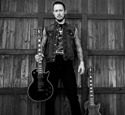 O Matt Heafy των Trivium διασκευάζει το "Crazy Train" 