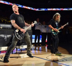 Οι Metallica στους τελικούς του NBA