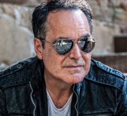 "Jesus Christ: The Exorcist": Μια rock όπερα από τον Neal Morse 