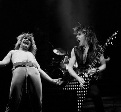 Ο Ozzy προσφέρει 25.000 δολάρια για την κλοπή της κιθάρας του Randy Rhoads 