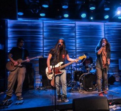 Ψύλλοι Στ' Άχυρα: Δείτε το νέο video της μπάντας από την Θεσσαλονίκη 