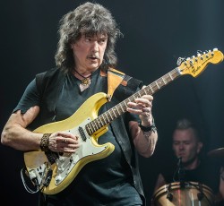 "The Storm": Νέο κομμάτι από τους Ritchie Blackmore’s Rainbow 