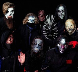 Νέο άλμπουμ, single και μάσκες από τους Slipknot 