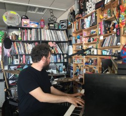 Το Tiny Desk Concert του Theodore στη Washington έρχεται στις οθόνες μας στις 17 Απριλίου 