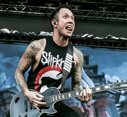 Οι Τrivium διασκευάζουν Dead Kennedys 