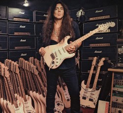 Επιστροφή στα blues για τον Yngwie Malmsteen