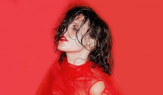 Η Anna Calvi έρχεται για πρώτη φορά στην Ελλάδα