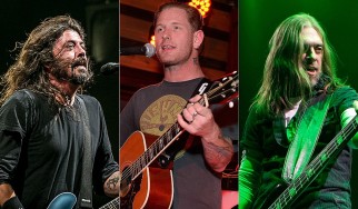 O Dave Grohl, o Corey Taylor και ο Scott Ian διασκευάζουν Pantera