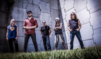 Οι Flying Colors των Steve Morse και Mike Portnoy επιστρέφουν με νέο άλμπουμ