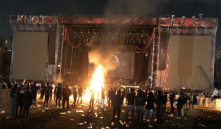 Χάος στο Knotfest Mexico 2019: Ο εξοπλισμός κάηκε κατά την διάρκεια σοβαρών επεισοδίων