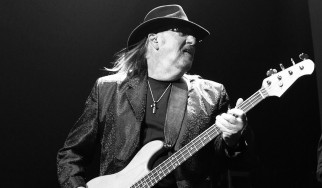 «‘Εφυγε» ο μπασίστας των Lynyrd Skynyrd και .38 Special, Larry Junstrom
