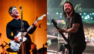 O Noel Gallagher μαζεύει υπογραφές για… διάλυση των Foo Fighters