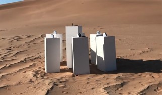 Tο "Africa" των Toto σε έρημο της Αφρικής... για πάντα