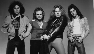 Ο David Lee Roth διεκδικεί μέχρι και τα solo στο ντεμπούτο των Van Halen