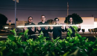 Οι Weezer «μοιράζονται» ένα νέο κομμάτι