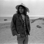 O Neil Young δίνει στη δημοσιότητα το περίφημο άλμπουμ του "Homegrown"
