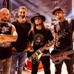 John Dolmayan: «Η μπάντα μου είναι και θα παραμείνει ηλίθια»