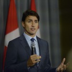 Ο Καναδός πρωθυπουργός, Justin Trudeau, αποδίδει φόρο τιμής στον Neil Peart