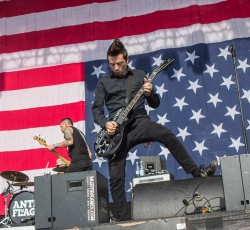 Ντοκιμαντέρ για τους Anti-Flag με τη συμμετοχή Tom Morello, μελών των Bad Religion, Rise Against κ.ά.