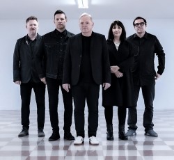 Οι New Order επιστρέφουν με νέο τραγούδι 