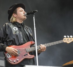 Αρκετό υλικό για δύο ή τρεις δίσκους έχουν γράψει οι Arcade Fire 