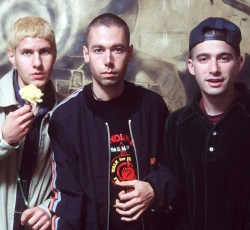 Ο Spike Jones σκηνοθετεί ντοκιμαντέρ για τους Beastie Boys (trailer) 