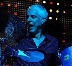 Πέθανε ο ντράμερ των Ministry, R.E.M και King Crimson, Bill Rieflin 