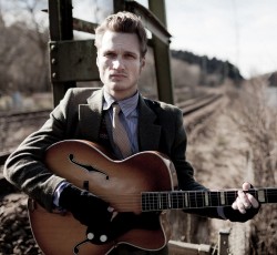 Bror Gunnar Jansson και Don Bryant στο ραδιόφωνο του Kosmos  