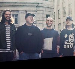 Πρώτη μετάδοση: Ολόκληρος ο νέος δίσκος των A Burial At Sea 