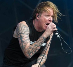 O Burton C. Bell κλείνει την πόρτα επιστροφής του στους Fear Factory 