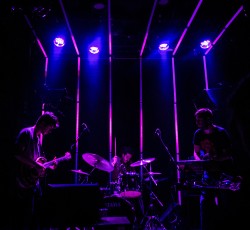 Οι Central Pozitronics κυκλοφορούν το ομώνυμο άλμπουμ τους