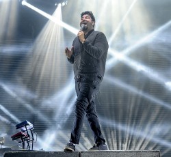 Οι Crosses του Chino Moreno επιστρέφουν με νέο single έπειτα από έξι χρόνια 
