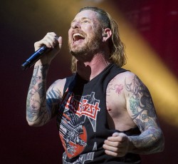 Corey Taylor: «Δεν πιστεύω πως η κιθαριστική μουσική πεθαίνει μεταξύ της νέας γενιάς» 