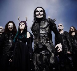 Οι Cradle Of Filth σερβίρουν τσάι 