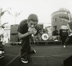 Οι Deftones θα κυκλοφορήσουν μια ιδιαίτερη έκδοση του κλασικού "White Pony" 