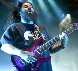 Stephen Carpenter (Deftones): «Η Γη είναι επίπεδη» 