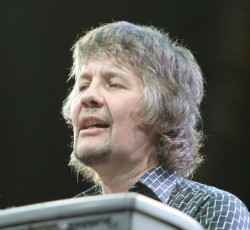 Ο Don Airey των Deep Purple έπαιξε μπάσο στο "Painkiller" 