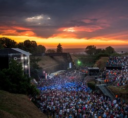 Δεν ακυρώνεται το Exit Festival της Σερβίας! 