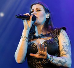 Η Floor Jansen των Nightwish κυκλοφορεί νέο κομμάτι για ντοκιμαντέρ 