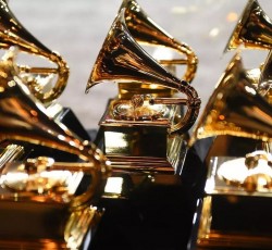 Αναβάλλεται η διεξαγωγή των Βραβείων Grammy 2021
