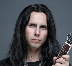 Gus G. και Mike Portnoy διασκευάζουν το "Got My Mind Set On You" (video) 