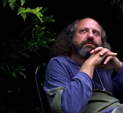 Πέθανε ο Hal Wilner, παραγωγός του "Lulu"