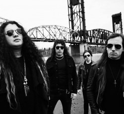 Οι Idle Hands αλλάζουν όνομα 