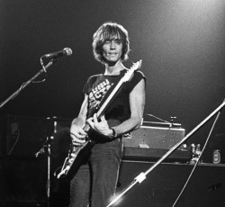 Πέθανε ο κιθαρίστας και συνθέτης της Patti Smith, Ivan Kral 