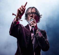 Νέο άλμπουμ από τον Jarvis Cocker και τους JARV IS… 