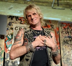 «Έφυγε» ο στυλίστας των rock stars, Jimmy Webb 