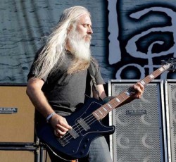 «Ο Trump είναι ένας δολοφονικός κοινωνιοπαθής» δηλώνει ο μπασίστας των Lamb Of God 