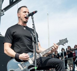 Mark Tremonti: «Έχω ήδη 14 κομμάτια για τον επόμενο προσωπικό μου δίσκο»